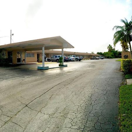 Coral Roc Motel Florida Stadt Exterior foto