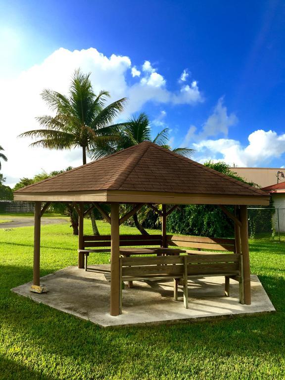 Coral Roc Motel Florida Stadt Exterior foto