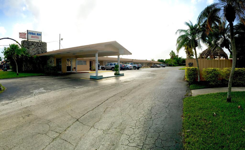 Coral Roc Motel Florida Stadt Exterior foto